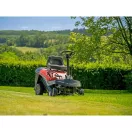 Fűnyíró traktor, MTF LT 61B, benzinmotoros, 4,8 kW, vágásszélesség: 61 cm, Briggs & Stratton motor, végsebesség: 4,6 km/h, üzemanyagtartály: 1,1 l, fűgyűjtő: 150 l