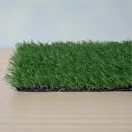Műfű, Strend Pro Garden Stamford, zöld, 20 mm szálmagasság, 2 m × 5 m tekercs, valósághű, PE/PP + SBR latex, 10 m2, fagyálló, UV-álló, újrahasznosítható