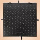 Fém aknafedlap, Strend Pro MC50, fekete, 500 x 500 mm, zárható, lemezvastagság: 3 mm, csúszásgátló felület, UV-álló, 150 kg teherbírás