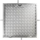 Fém aknafedlap, Strend Pro MC60, ezüst, 600 x 600 mm, zárható, lemezvastagság: 3 mm, csúszásgátló felület, UV-álló, 150 kg teherbírás