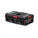 Szerszámosdoboz, Qbrick Patrol System One 200 Technik, 58,5 × 38,5 × 19 cm, fekete, 15,4 l, 6 kivehető tartály, por- és vízálló, alumínium rögzítőléc, munkaasztalként használható