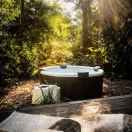 Jakuzzi, MSpa Frame Denver F-DE066W, 6 személyes, 970 l, 182 x 70 cm, masszázs funkció, LED világítás, UVC fertőtlenítés, fa hatású burkolat