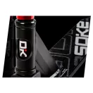 Kaszkadőr roller, SOKE PRO, piros, 85 cm, 11 cm 88A PU kerekek, ABEC-9 csapágy, HIC kompresszió, Y kormány, max. 100 kg