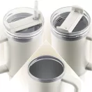 Termosz, Berdsen, 1180 ml, krémszínű, rozsdamentes acél, szívószálas, meleg és hideg italokhoz