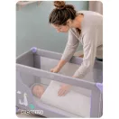 Utazó gyerekágy, Ricokids RK-240, szürke-levendula, 125 x 65 cm, magasság: 78 cm, levehető oldalsó bejárat, 2 fékezhető kerék, összecsukható, matraccal, teherbírás: 15 kg