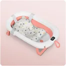Utazó gyerekkád, Ricokids RK-287, fehér/rózsaszín, 85 x 45 cm, 45 l, összecsukható, hőmérővel, hőérzékelős dugóval, kivehető párnával, teherbírás: 45 kg, 0-3 éves korig