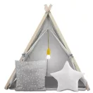 Gyereksátor, Nukido Tipi, lámpával, 116 × 107 × 110 cm, szürke, pamut, fenyőfa rudak, 2 párna és vastag matrac, hordtáska