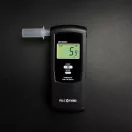 Alkoholteszter, szonda, Alcofind DA-8500E, elektrokémiai technológia, 100 db egyszer használatos fúvóka, 12 hónapig ingyenes kalibrálás