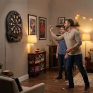 Elektronikus dartstábla, Multistore AP-400, átmérő: 48 cm, 27 játékmód, 202 variáció, 2 LCD kijelző, 8 játékosig, 12 db darts + póthegyek