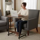 Laptopasztal, ModernHome TH-LD-15, sötét dió, 60 x 40 cm, 65,5–89 cm állítható magasság, kerekes, fékezhető görgők, fa és fém anyagból, teherbírás: 30 kg