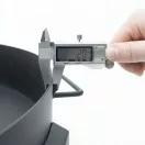 Kerti tűzrakó, Bauerkraft X-261, átmérő: 60 cm, magasság: 10 cm, öntöttvas, fogantyúkkal