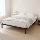 Fém ágykeret, ModernHome GIC-BF03, 135 x 190 cm, fekete, fém és fa, fém ágykeret, minimalista, 400 kg teherbírás