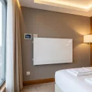 Elektromos fűtőpanel, Bauerkraft H-709, fehér, 1200 W, 120 x 60 x 2 cm, infravörös FIR technológia, WiFi (Tuya) és távirányító, beépített termosztát, falra/mennyezetre szerelhető