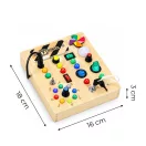 Készségfejlesztő játék, ECOTOYS MLD-8878, fa, 18 x 16 x 3 cm, LED fényeffektekkel, kapcsolókkal, gombokkal, forgatható tekerőkkel, kulcsos indítóval, ventilátorral, hátoldalán számokkal, 3 éves kortól