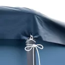Kerek medencetakaró, Intex Deluxe négyévszakos, csővázas medencéhez, 549 cm átmérő, sötétkék, UV-álló háromrétegű anyag, 20 cm-es túlnyúlással, köteles rögzítéssel (28085)