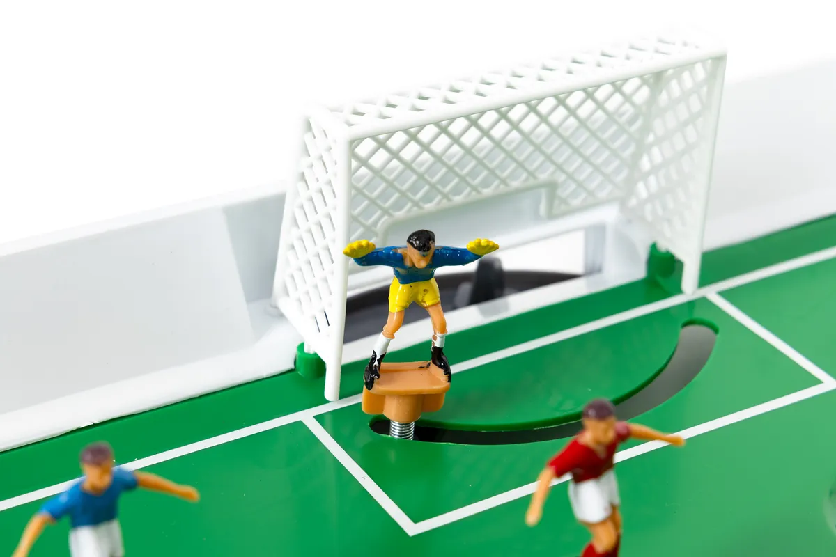 Rugós csocsóasztal, Multistore HC38246, zöld – 4. kép Rugós csocsóasztal, Multistore HC38246, zöld – 4. kép