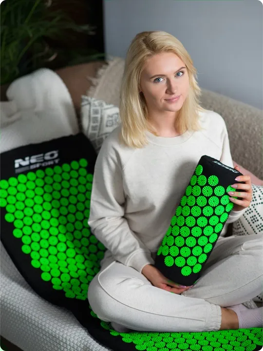 Akupresszúrás szőnyeg, Neo-Sport NS-901, fekete/zöld – 6. kép
