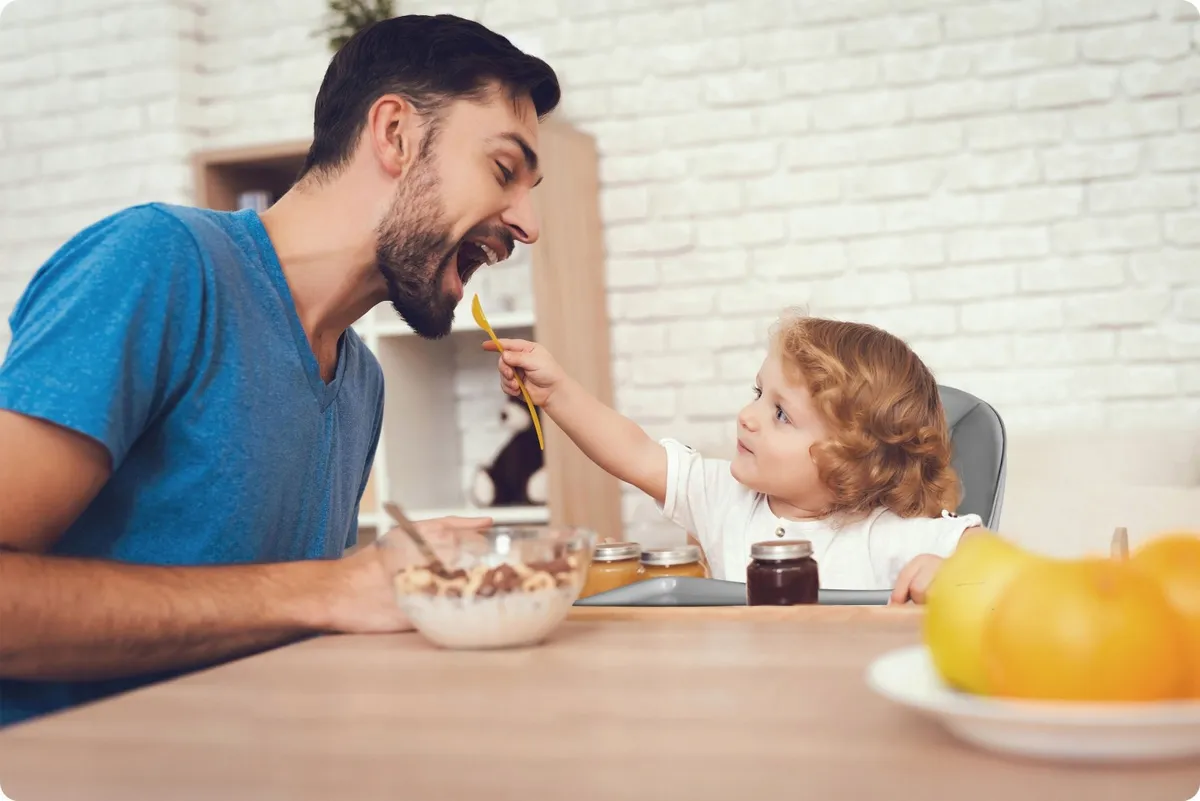 Etetőszék, Nukido Tilo, szürke – 7. kép Etetőszék, Nukido Tilo, szürke – 7. kép