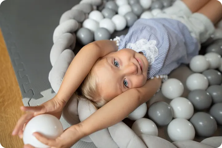 Rácsvédő kiságyba, Ricokids, szürke – 3. kép Rácsvédő kiságyba, Ricokids, szürke – 3. kép